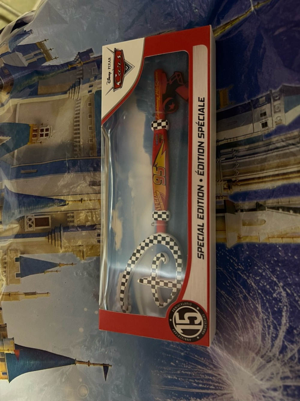 Disney Pixar Cars Lightning McQueen 95 Special Edition Key